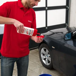 SONAX shampoo med voks 500 ml.