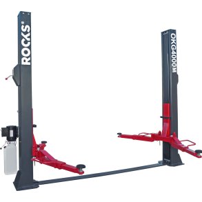 To søjlet elektro-hydraulisk bundlift halvautomati